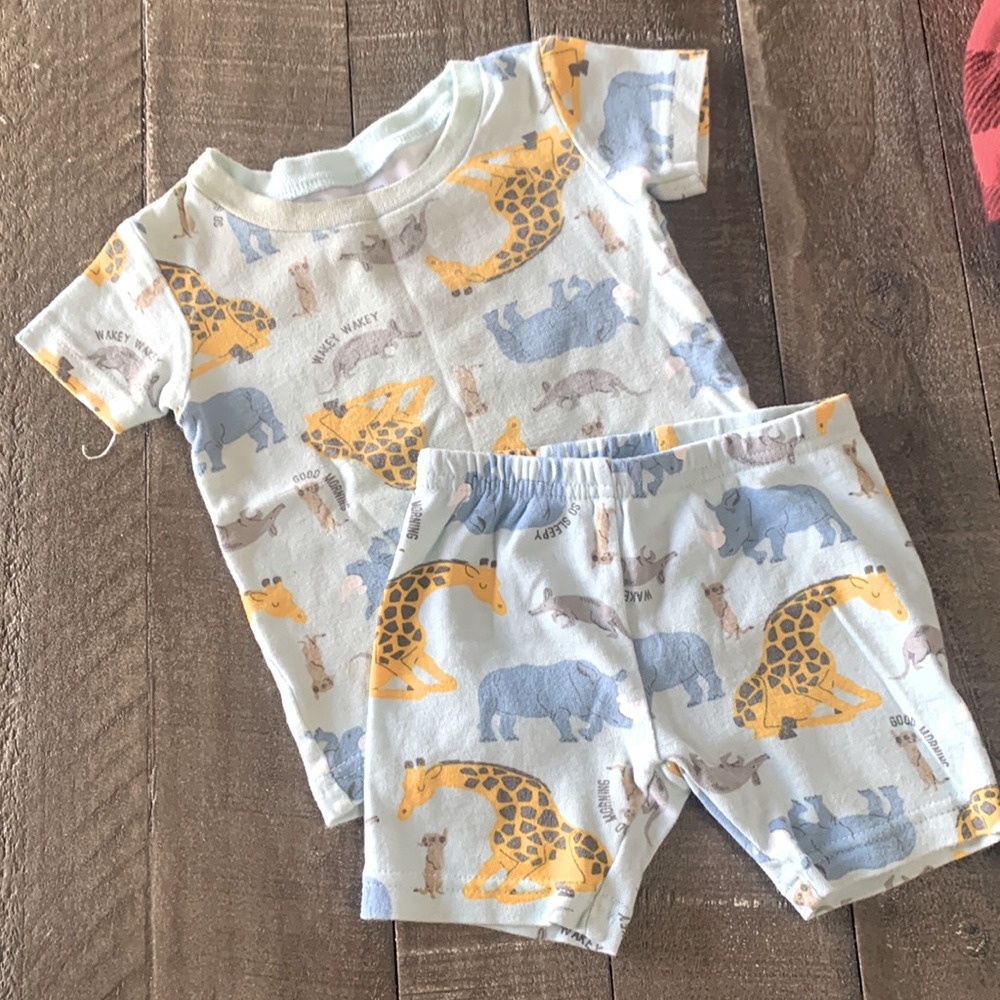 12m Carters Pajama Set
